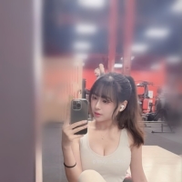 依依163cm D奶 21歲 #可愛 膚白 身材讚 可配合的服務