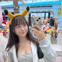 🤤布布 157.D.19.46kg，天然超大頭燈粉嫩乳頭  姣好身材