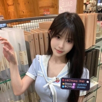 小優  163cmD奶22歲    遊戲主播長相甜美 胸部飽滿