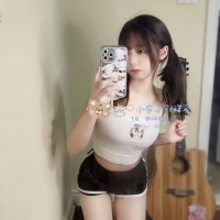 清純系天菜！夏瑤：長髮大眼下的極致反差， D杯纖腰讓你無法招架。