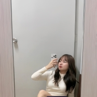 小朱 164.47.C.20  #寒假學生兼職  身材比例勻稱  皮膚滑嫩 胸部C型很挺