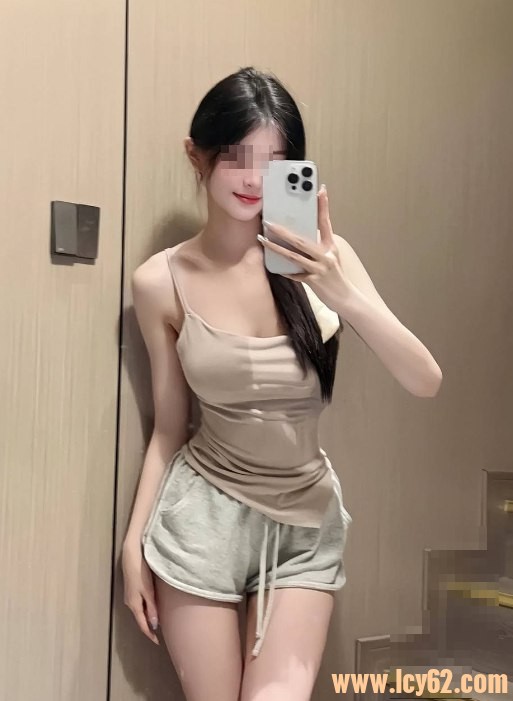 夏夏.jpg
