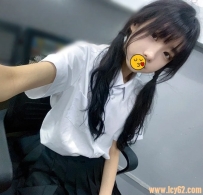 台北兼職外送茶：18歲嫩妹玖玖（157cm/B罩杯）純欲鄰家女孩，愛笑好親近首選